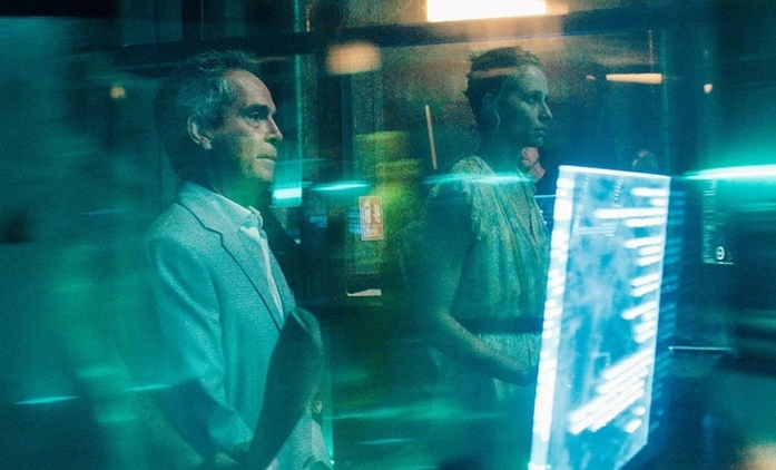The Iris Affair: V napínavém thrilleru může super počítač změnit svět | Fandíme seriálům