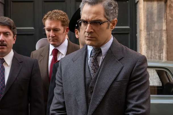 Padělaný život: Z malíře mafiánem snadno a rychle | Fandíme filmu