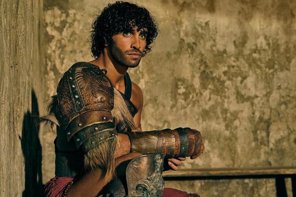 Spartacus: House of Ashur - Oblíbný gladiátorský svět se vrací | Fandíme serialům