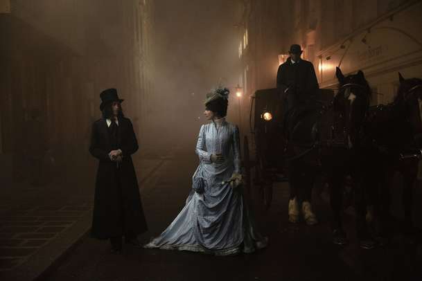 Dracula: Příběh lásky - Do českých kin vstupuje nové zpracování upíří klasiky | Fandíme filmu