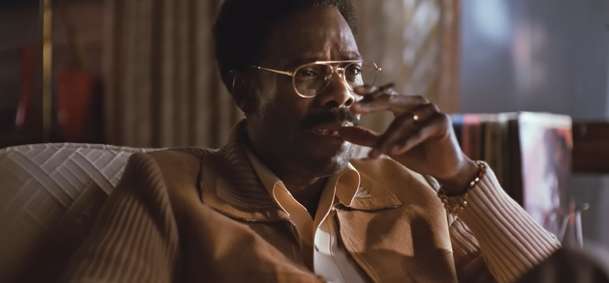 Dead Man's Wire: Vypjatý thriller si vzal rukojmí v prvním traileru | Fandíme filmu