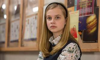 Loser: Fyzikářka léčí své trauma skrz cestování v čase | Fandíme filmu