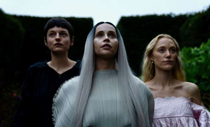 100 Nights of Hero: Nová upoutávka hoří spalující vášní bez naplnění | Fandíme filmu