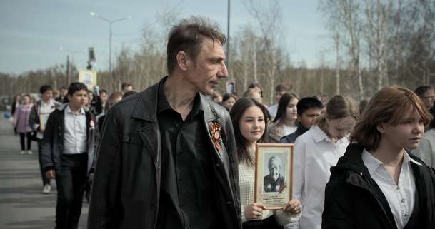 Pan Nikdo proti Putinovi: Svérázný pohled do hlubin ruské propagandy | Fandíme filmu