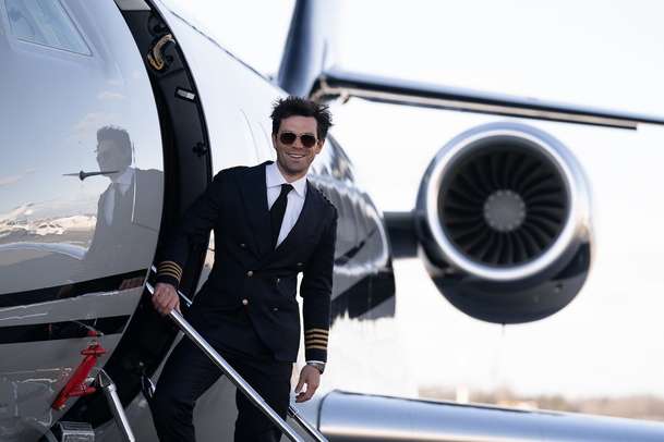 Na Vánoce doma s Jonas Brothers: Pusťte si trailer vánoční komedie | Fandíme filmu