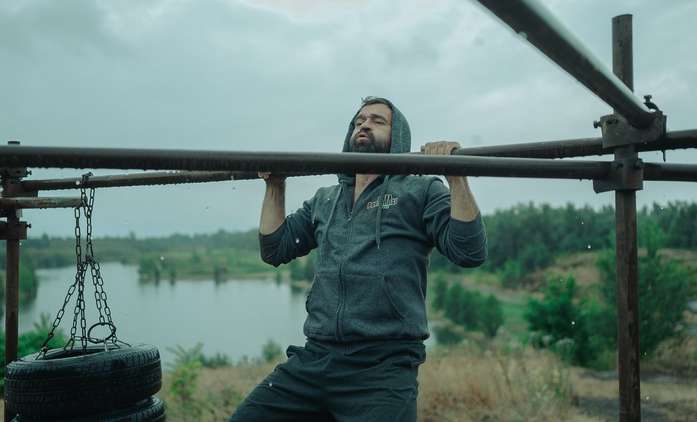 Bojovník: Čeští filmaři natočili sportovní drama se světovým lookem | Fandíme filmu