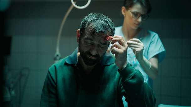 Bojovník: V nové ukázce bojového snímku nechybí ani Jiří Procházka | Fandíme filmu