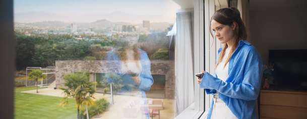 Turbulence: V katastrofickém thrilleru jde v horkovzdušném balonu o život | Fandíme filmu