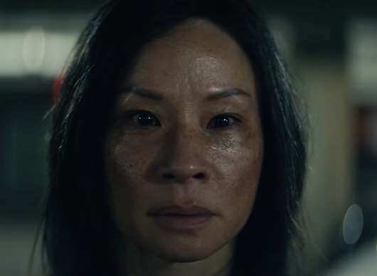 Rosemead: Lucy Liu v životním výkonu brání synovi ve školní střelbě | Fandíme filmu