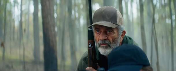 Hunting Season: Mel Gibson loví grázly v nové akci | Fandíme filmu