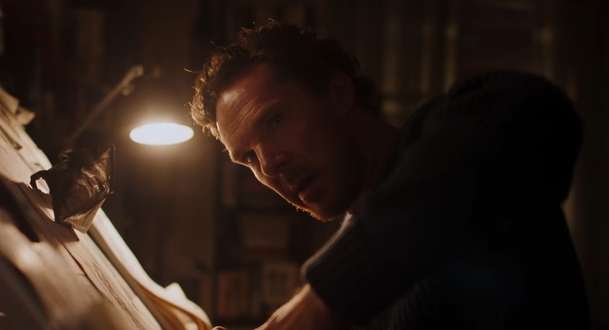 Křídla smutku: Vdovec Benedict Cumberbatch zápolí s temnotou v novém traileru | Fandíme filmu