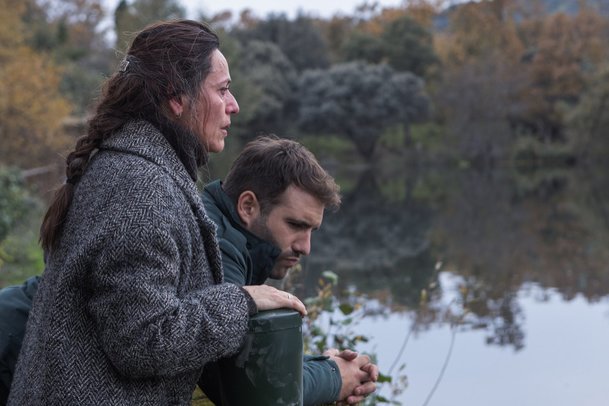 Křišťálová kukačka: V mystériu od Netflixu pátrá lékařka po pohřbeném tajemství | Fandíme serialům