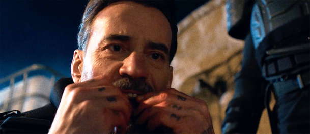 Night Patrol: Drsná policejní parta neváhá v boji s gangy vycenit své krvavé zuby | Fandíme filmu