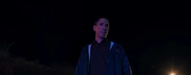 Night Patrol: Drsná policejní parta neváhá v boji s gangy vycenit své krvavé zuby | Fandíme filmu