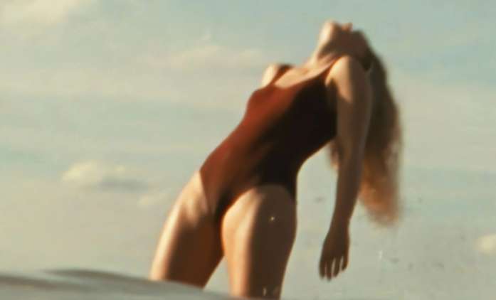 Chronologie vody: Tvrdá cesta za plaveckým snem nenechá diváky v klidu | Fandíme filmu