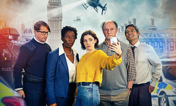 Hostages: Influencerka se v černé komedii sveze na teroristickém útoku | Fandíme filmu