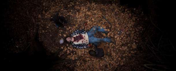 Cizinci: Kapitola 3 - Nová upoutávka láká na konec krvavé trilogie | Fandíme filmu