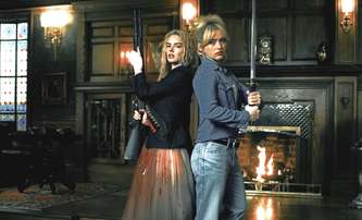 Krvavá nevěsta: Hra začíná – První teaser představuje postavy | Fandíme filmu