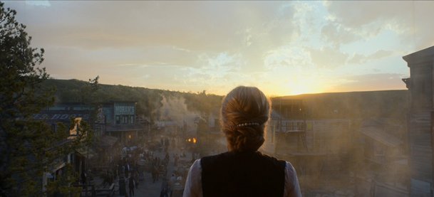 Opuštění: Gillian Anderson a Lena Headey proti sobě v historickém boji o stříbro a moc | Fandíme serialům