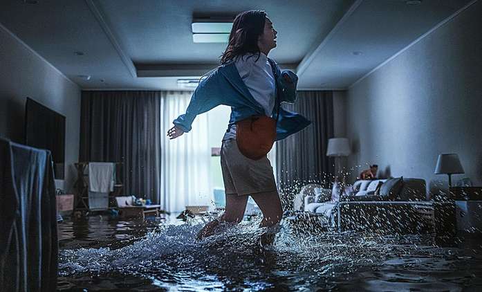 Potopa světa: Katastrofický thriller od Netflixu předvedl nový trailer | Fandíme filmu