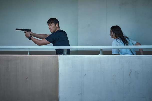 Potopa světa: Katastrofický thriller od Netflixu předvedl nový trailer | Fandíme filmu