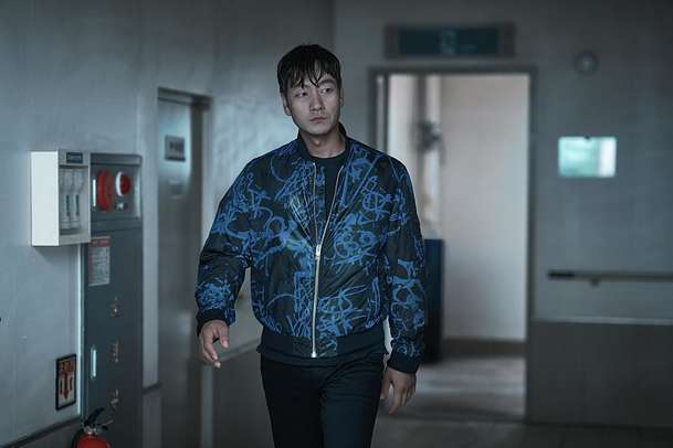 Potopa světa: Katastrofický thriller od Netflixu předvedl nový trailer | Fandíme filmu