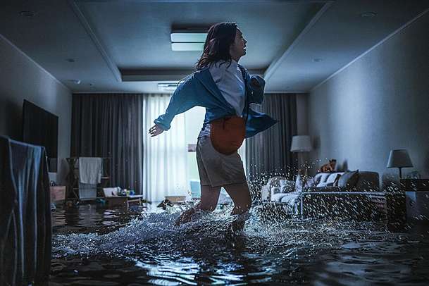 Potopa světa: Katastrofický thriller od Netflixu předvedl nový trailer | Fandíme filmu