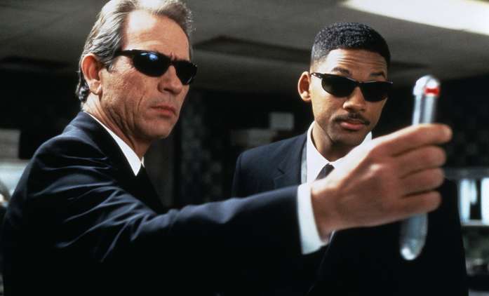 Muži v černém: Chystá se další díl komedie s mimozemšťany | Fandíme filmu