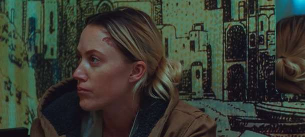 In Cold Light: Maika Monroe v novém thrilleru vyráží na cestu pomsty | Fandíme filmu