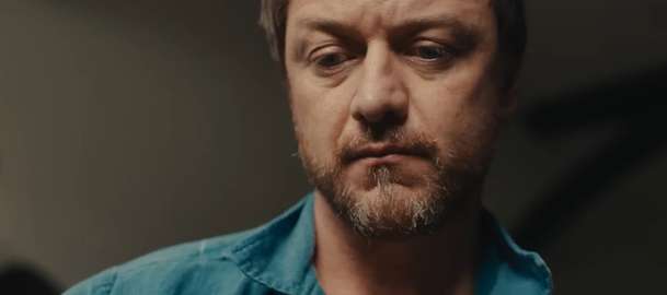 Pose: James McAvoy si náramně užívá roli psychopata | Fandíme filmu