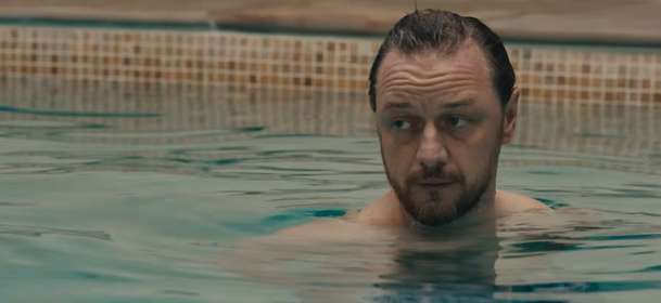 Pose: James McAvoy si náramně užívá roli psychopata | Fandíme filmu