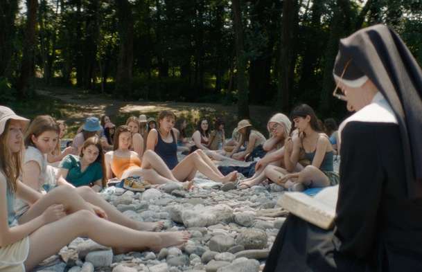 Little Trouble Girls: Intimní zrání zvídavé dívky v církevním sboru není jednoduché | Fandíme filmu