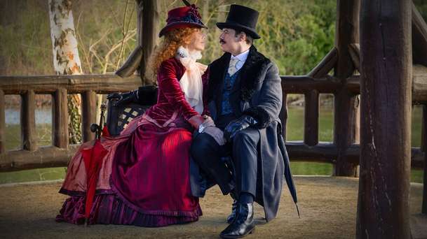 Božská Sarah Bernhardt: Divoký život herecké divy vstupuje do kin | Fandíme filmu