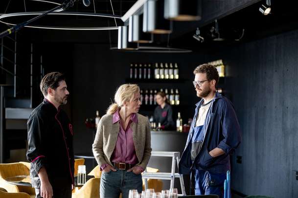 Když se zhasne:  Kuchařská komedie s Vojtou Kotkem ukázala trailer | Fandíme filmu