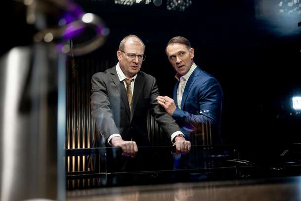 Když se zhasne:  Kuchařská komedie s Vojtou Kotkem ukázala trailer | Fandíme filmu