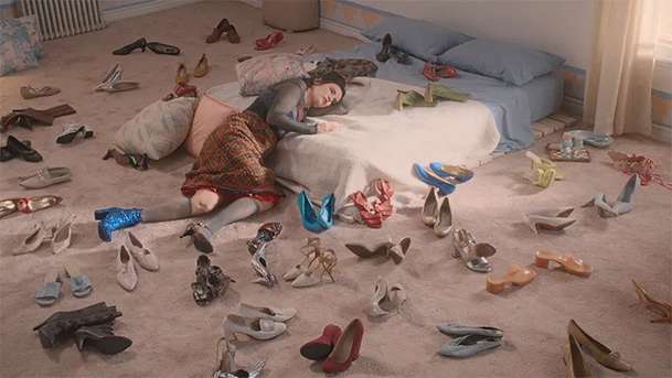 By Design: V komediálním dramatu si žena prohodí tělo se židlí | Fandíme filmu