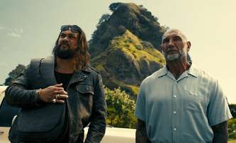 The Wrecking Crew: První pohled na akční komedii s Bautistou a Momoou | Fandíme filmu