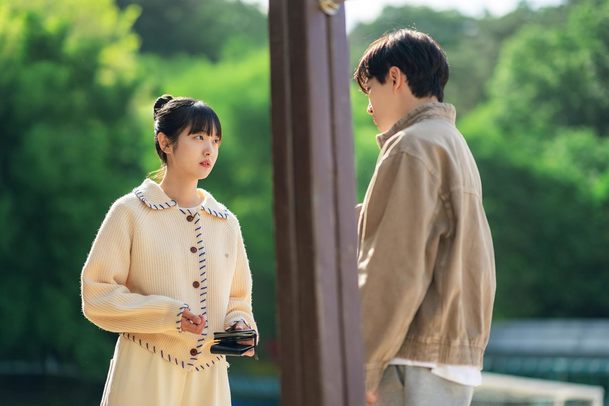 Cashero: Síla peněz - Superhrdinové platí za pomáhání tvrdou daň | Fandíme serialům