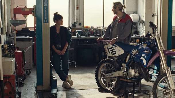 Ahoj a díky! - Do vánočních kin vstupuje nová romance | Fandíme filmu