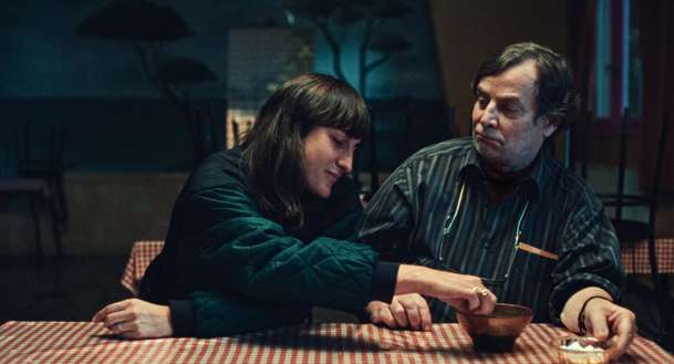 Ahoj a díky! - Do vánočních kin vstupuje nová romance | Fandíme filmu