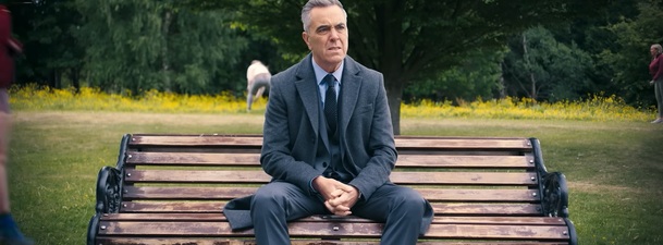 Na útěku: V novém thrilleru od Netflixu otec hledá ztracenou dceru | Fandíme serialům