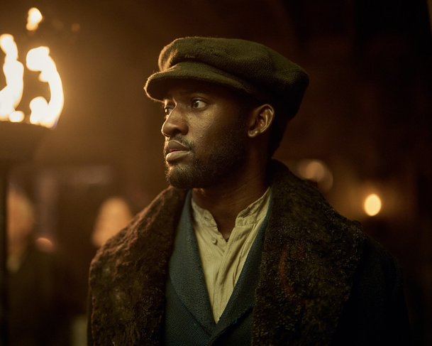 Tisíc ran: Válka londýnských gangů se vrací na Disney+ | Fandíme serialům