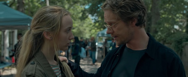 Girl Taken: V novém mrazivém seriálu unese dívku její vlastní učitel | Fandíme serialům