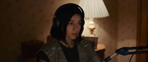 Undertone: Trailer představuje horor, co děsí skoro výhradně skrze zvuk | Fandíme filmu