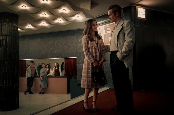 Ponies: Dvě nenápadné manželky se zapletou v SSSR do boje s KGB | Fandíme serialům