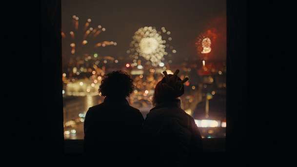 Na nové začátky!: Silvestrovský večírek v nové bláznivé komedii se řádně zvrtne | Fandíme filmu