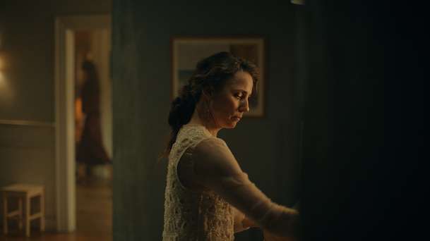 Na nové začátky!: Silvestrovský večírek v nové bláznivé komedii se řádně zvrtne | Fandíme filmu