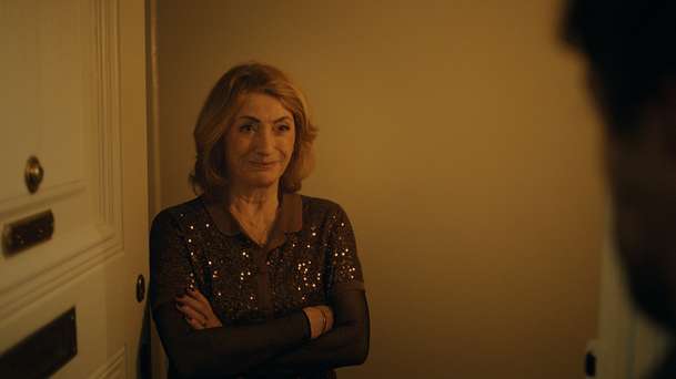 Na nové začátky!: Silvestrovský večírek v nové bláznivé komedii se řádně zvrtne | Fandíme filmu