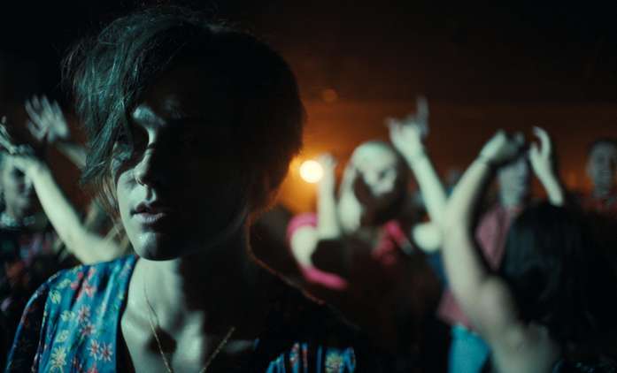 Trochu života: Holčičí mejdan napříč Evropou od hříšné euforie míří ke katastrofě | Fandíme filmu