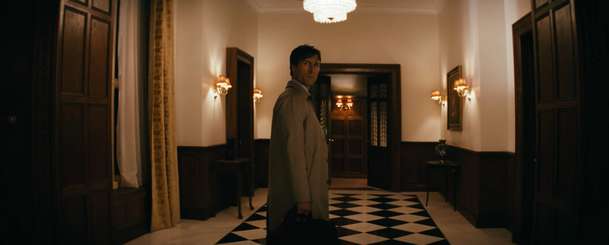 How to Make a Killing: Glen Powell sklízí chválu za výkon ve vražedné černé komedii | Fandíme filmu